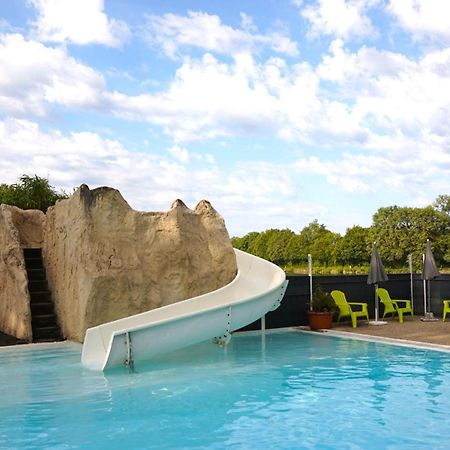 Camping L'Etruyere La Tardiere Bagian luar foto