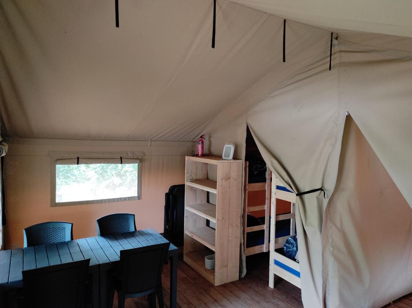 Camping L'Etruyere La Tardiere Bagian luar foto